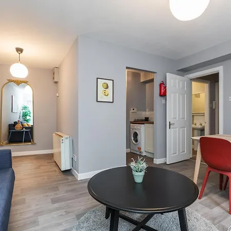 Brand New 2 Complex In Appartement *